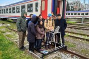 Practical training on how to work with the single rail eddy current trolley ETS2-77 on real rails — OKOndt Group's specialist holds a training for the customer, Turkey, 2019