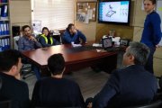 Turkish State Railway's technical staff at the presentation made by OKOndt Group's specialist on the single rail eddy current flaw detector ETS2-77 — training for the customer, spring 2019