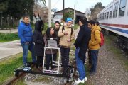 OKOndt Group's specialist explains operation principle of the single rail eddy current flaw detector ETS2-77 to the employees of the Turkish State Railway — on-site training, Turkey, 2019