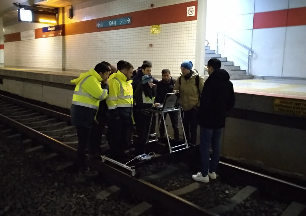 OKOndt Group's specialists trains Turkish colleagues to test metropolitan rails using the eddy current flaw detector ETS2-77 — on-site training, Izmir, 2019