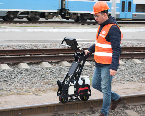 Ultrasonic single-rail flaw detector produced by OKOndt Group