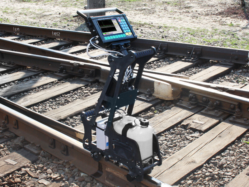 Ultrasonic trolley UDS2-77 on the real rails